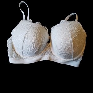Victoria Secret T-Shirt Push Up Bra Size 38DD38/E
